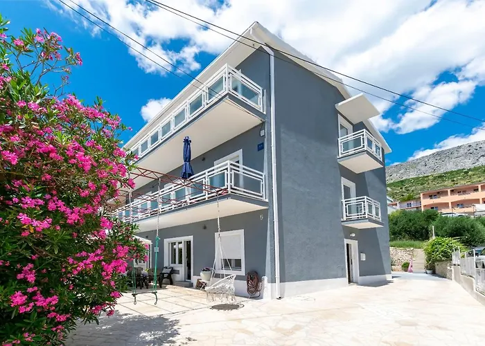 Diora Appartement Omiš